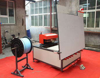 Китай таблица прессы хэатед ролика 380В 60ХЗ, горячая пресса крена 2м/минимальная скорость поставщик