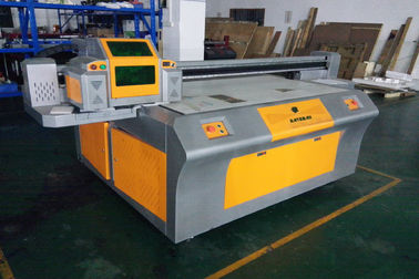 Китай Планшетный UV принтер Inkjet, коммерчески печатная машина для PVC/гофрировал картон поставщик