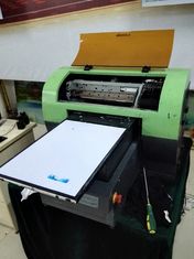 Китай Принтер приведенный бумаги/холста ультрафиолетовый планшетный с системой 28км кс 55км деятельности Вин98 Вин7 поставщик